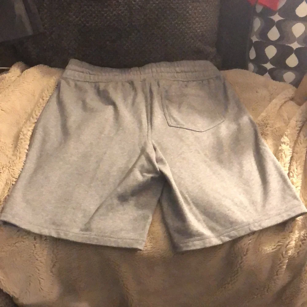 🔹4 for $30 Apt 9 9” Premier Flex Shorts, size large
